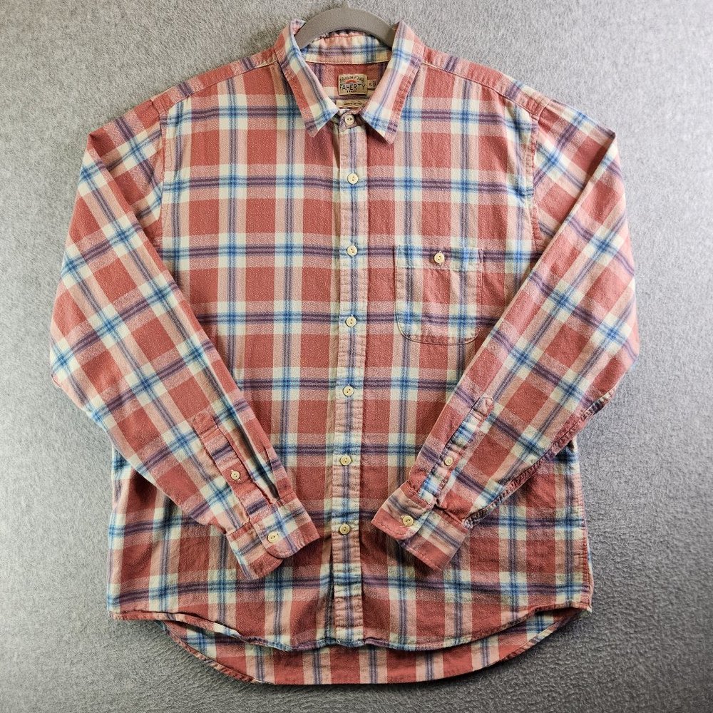 Faherty Plaid Casual Button-Down Shirt with Blue and White Accents